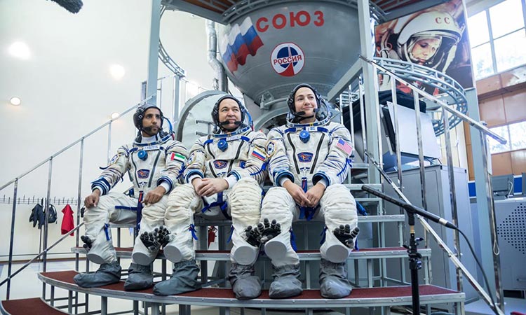 Emirati astronauts successfully complete training in Moscow