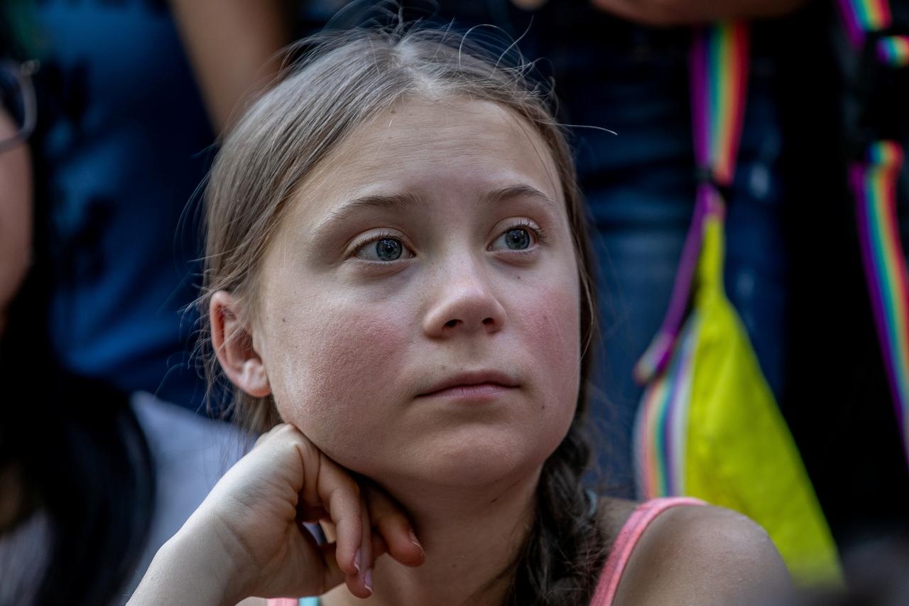 Greta Thunberg leads Montreal climate strike amid aviation emissions talks