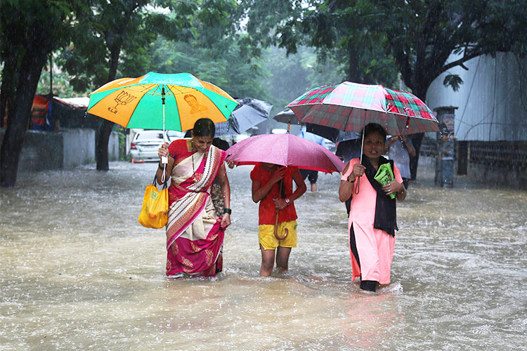 Video: Rain clobbers Mumbai, NDRF rescues 1,300 people 