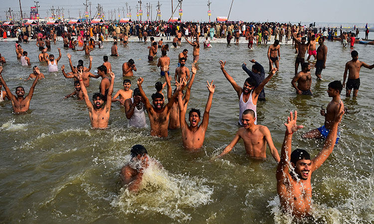 Holy dip in Indian river could be superspreader event, say experts 