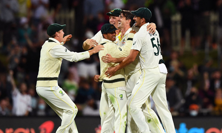 Australia beat England by 146 runs, complete 4-0 Ashes win