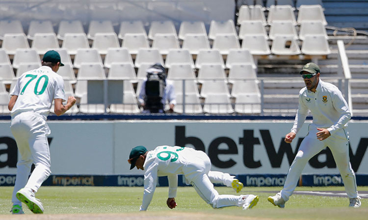 Kohli-less India lose three wickets before lunch in second Test against South Africa