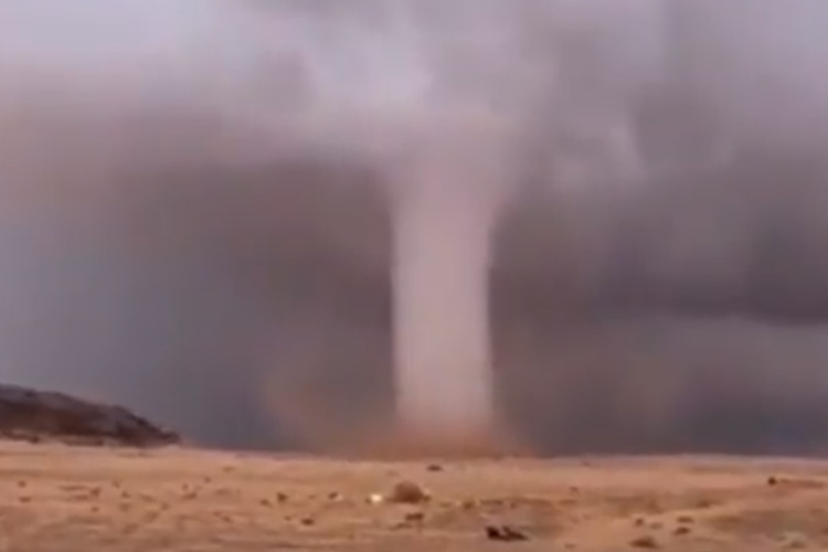 VIDEO: Tornado, thunderstorms spotted in Saudi Arabia’s Hail region