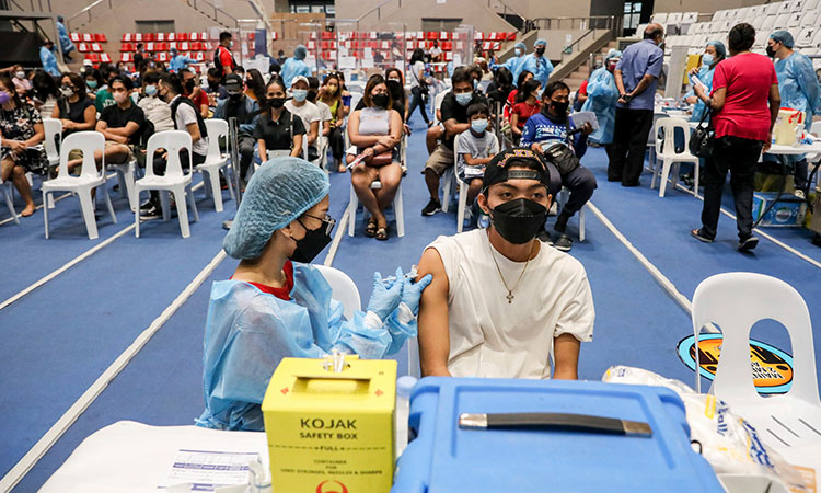 Arrest unvaccinated if they go outdoors, orders Philippines' President Duterte 