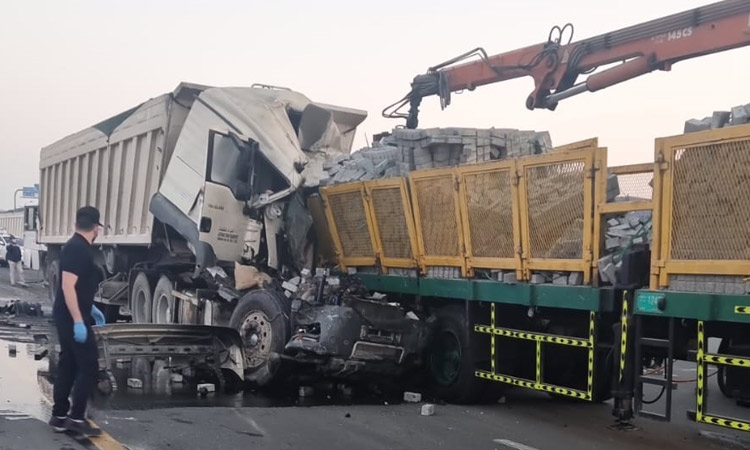 One dead, five injured in Dubai accident caused by tailgating