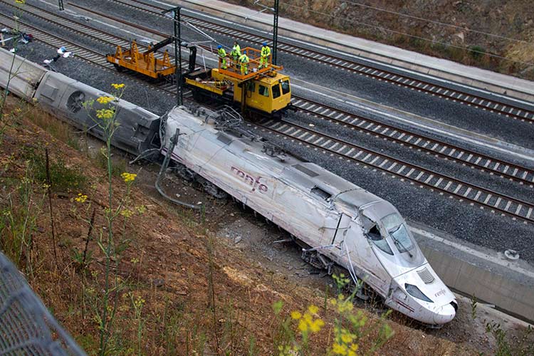 Trial begins in Spain over 2013 train crash that killed 80