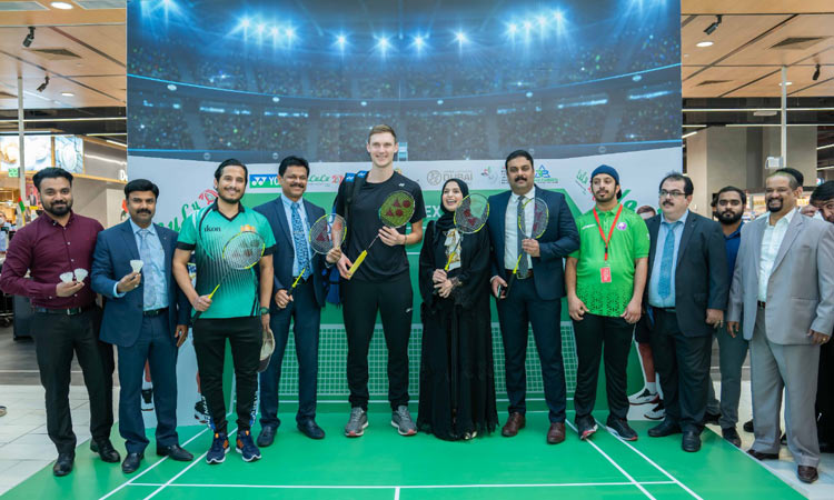 Badminton star Axelsen enthralls fans at Silicon Central Mall