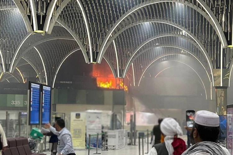  Three lightly hurt in fire at Baghdad airport 