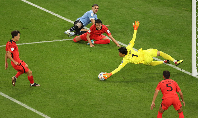  South Korea hold Uruguay to 0-0 draw at World Cup