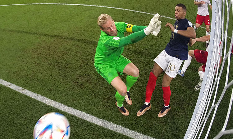 Mbappe double sinks Denmark and takes France into World Cup last 16