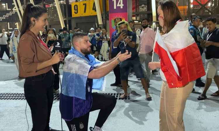 Argentina fan proposes to Polish girlfriend outside stadium in Doha