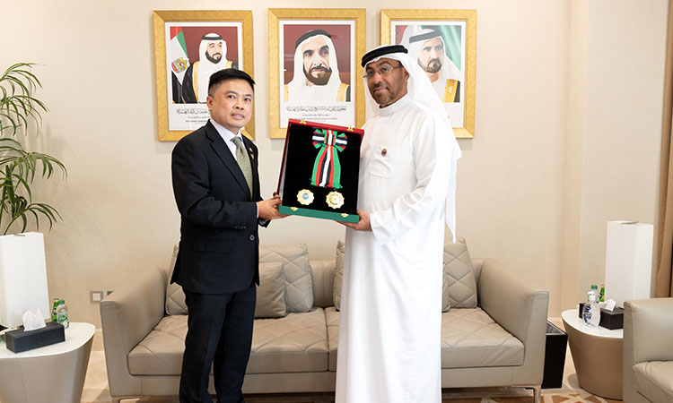 UAE President grants Thai ambassador Medal of Independence of First Order