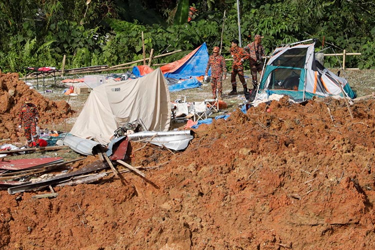 Death toll at Malaysia campsite landslide rises to 23