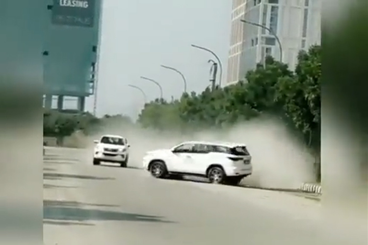 SUVs perform dangerous stunts on busy Indian road, police launch probe 