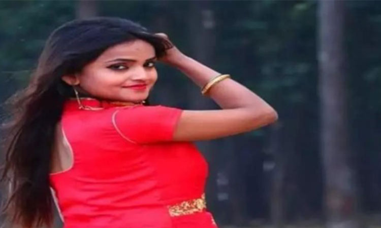 Film star Riya Kumari shot dead in robbery bid on Bengal highway