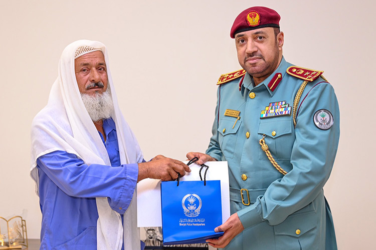 VIDEO: Sharjah Police honour worker who cordoned off a sinkhole to alert motorists