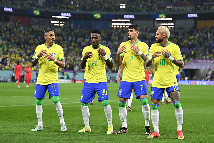  Brazil crush South Korea to reach World Cup quarter-finals 