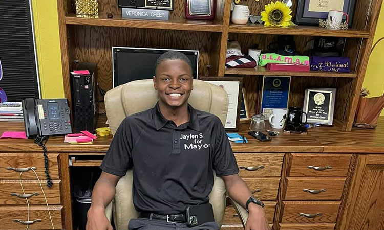 18-year-old college student elected youngest Black mayor in US city of Arkansas