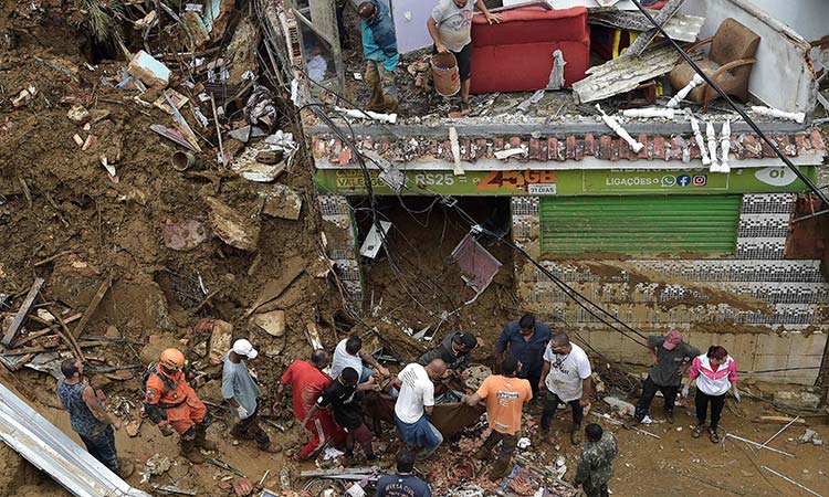 Heavy rain, mudslides kill 105, with dozens still missing in Brazil