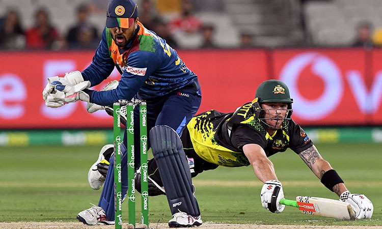 Inglis, Maxwell power Australia to victory over Sri Lanka