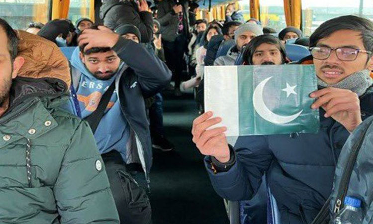 125 Pakistanis evacuated from war-hit Ukraine; PIA to bring back more citizens