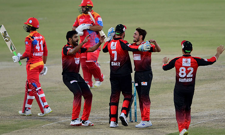 Zaman's sensational last over earns Lahore Qalandars' thrilling win over Islamabad United 