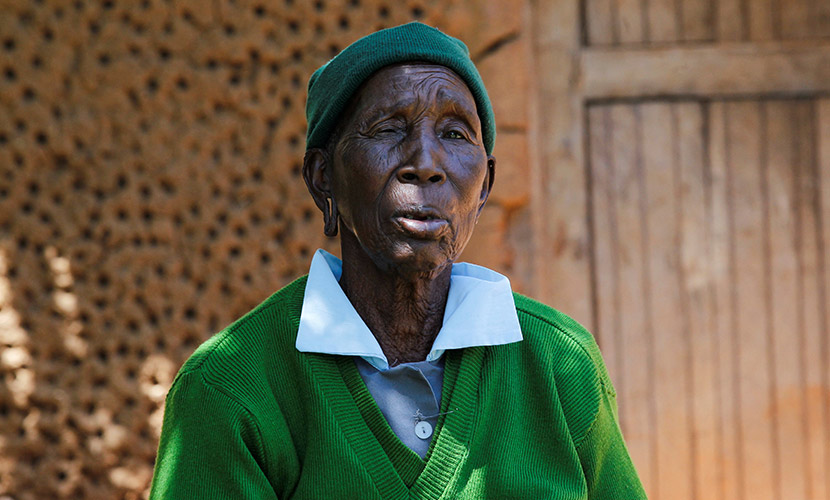 98-year-old Kenyan woman returns to school and dreams of becoming a doctor