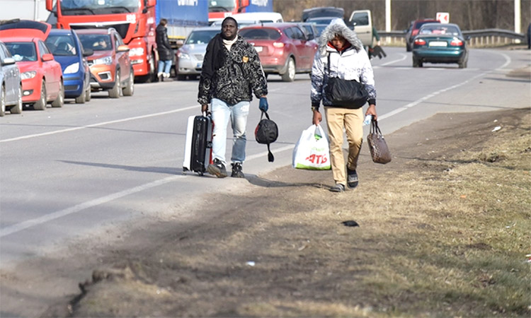 ‘I don’t know if I ever want to step foot in Ukraine again:’ Black siblings beaten and racially abused by border guards while fleeing country