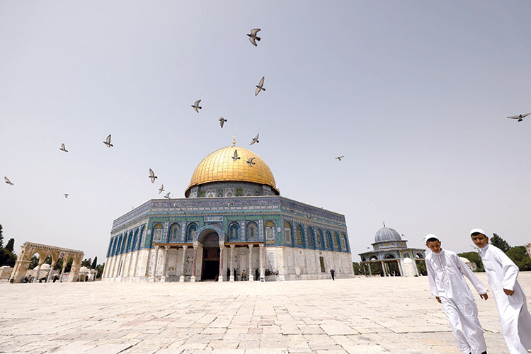 VIDEO: 20 hurt in Aqsa clashes, violence threatens Israel’s coalition government