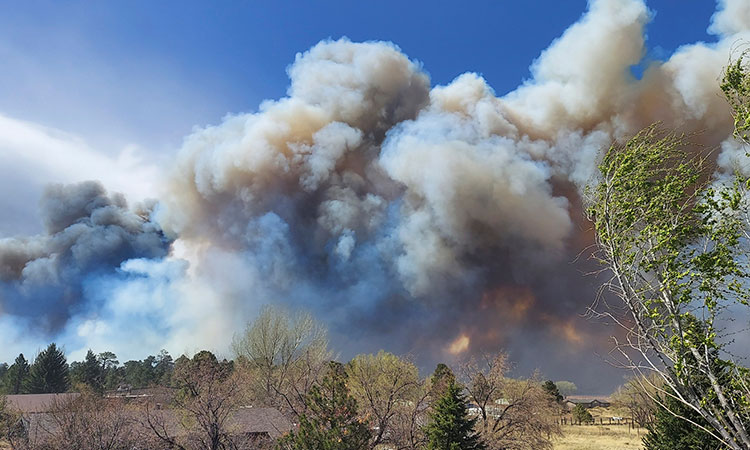 Massive flames force evacuation near Arizona