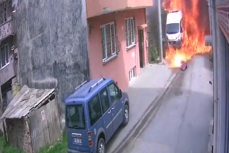 VIDEO: Small plane crashes into Turkish neighbourhood, two dead