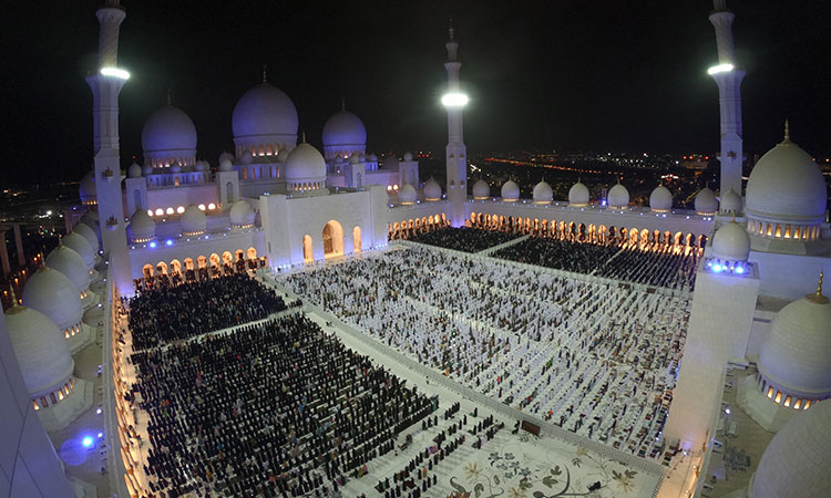 Over 35,000 worshippers mark the 27th night of Ramadan at Sheikh Zayed Grand Mosque 