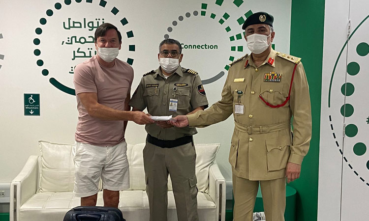 Dubai Police return Dhs70,000 within an hour to traveller