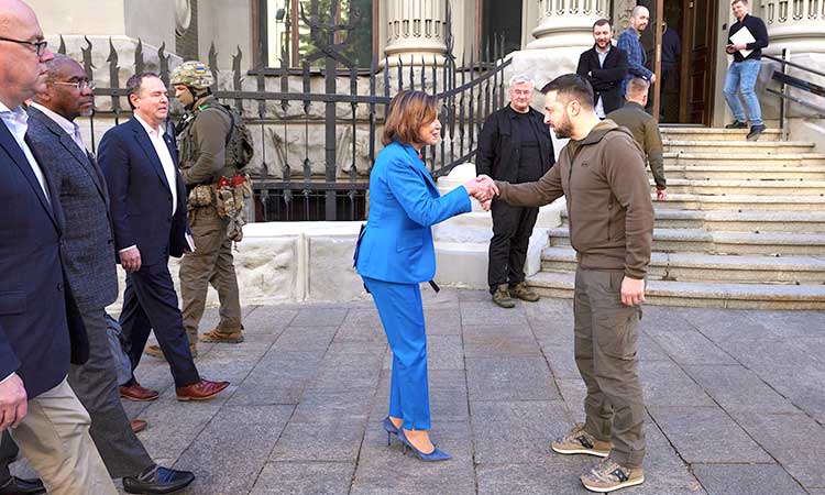 VIDEO: US House Speaker Pelosi visits Kyiv, meets Ukraine president