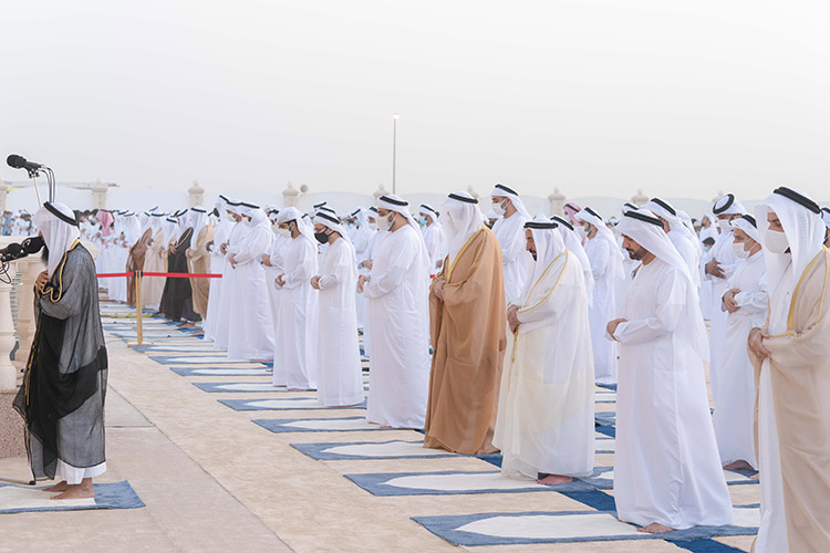 Sheikh Sultan performs Eid Al Fitr prayer, receives well-wishers at Al Badi Palace 