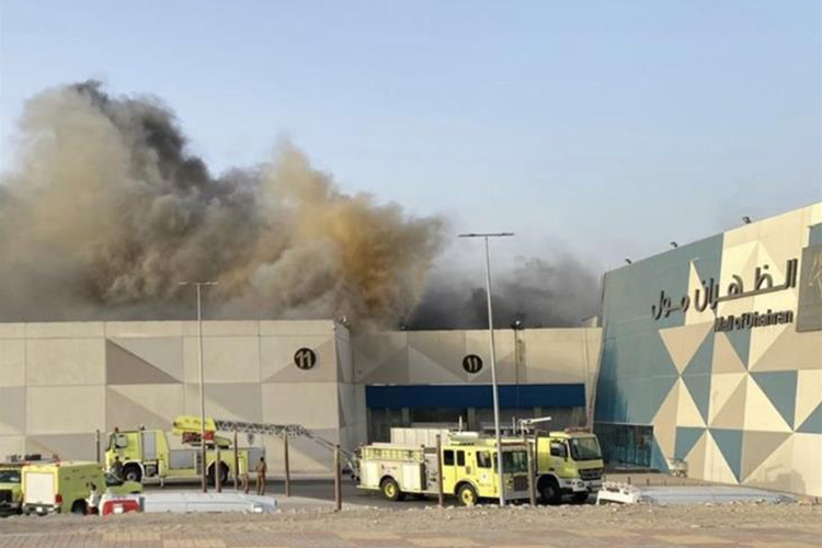 VIDEO: Massive fire breaks out at a mall in Saudi Arabia