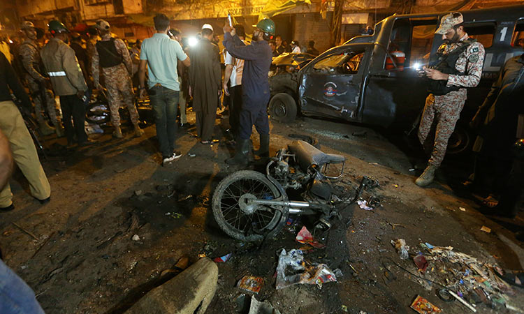 1 dead, 13 injured in blast in Pakistan's Karachi