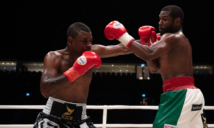 Showboating Mayweather dominates Moore in Abu Dhabi exhibition