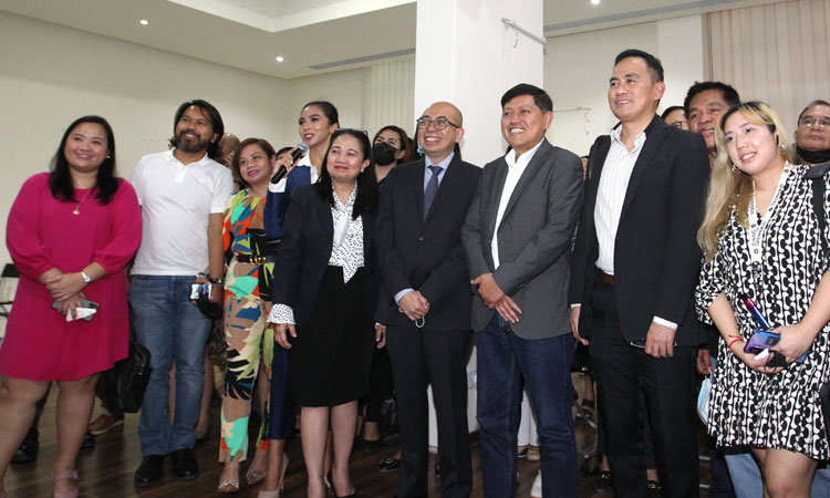 Filipinos learn intricacies of investments in Dubai event