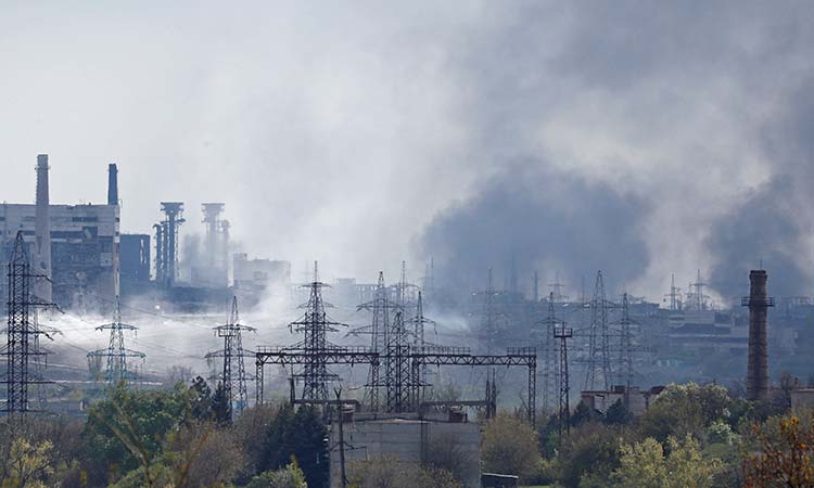 Russia steps up Ukraine fight as more Mariupol evacuations expected