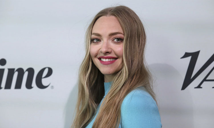 Amanda Seyfried stands up for refugees and abortion rights at Power of Women