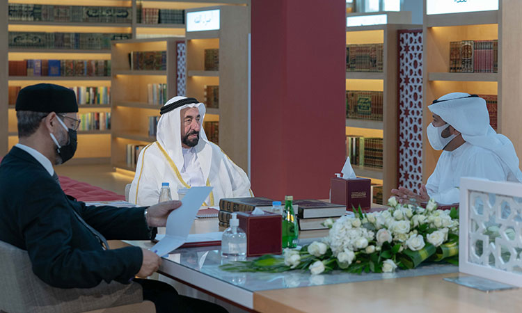 Sheikh Sultan chairs periodic meeting of Arabic Language Academy in Sharjah