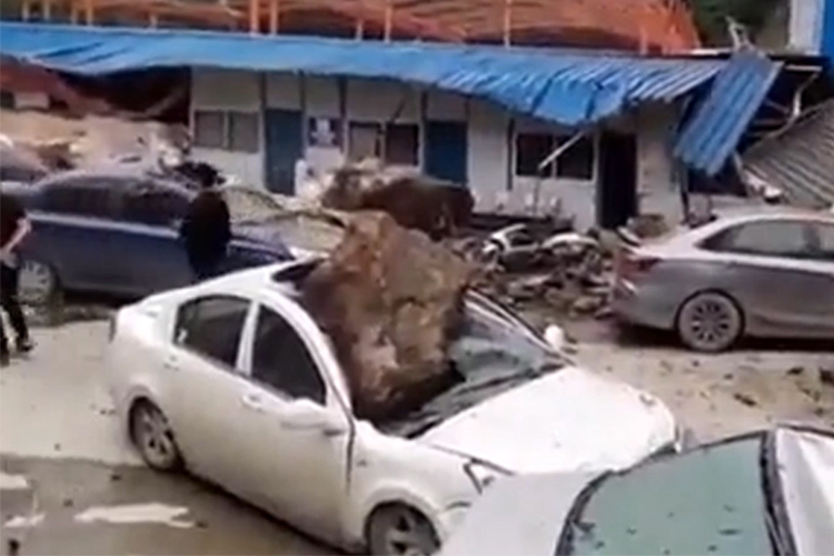 Four killed, 14 injured as quakes hit southwest China 