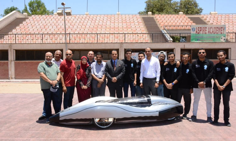 Cairo varsity students design first environment friendly and energy-saving car, wins top honour