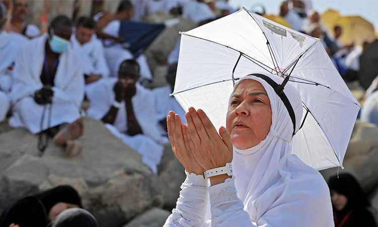 UAE leaders congratulate Saudi King on the success of Hajj season