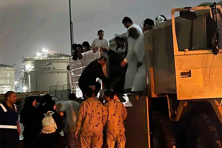 VIDEO: UAE Police and Civil Defence teams rescue citizens and residents from flood-affected Fujairah