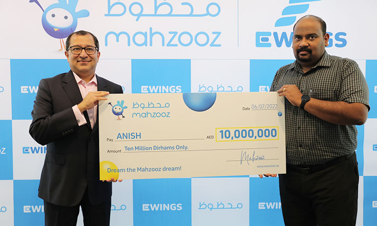 Indian IT engineer wins Dhs10 million Grand prize in Mahzooz draw in Dubai