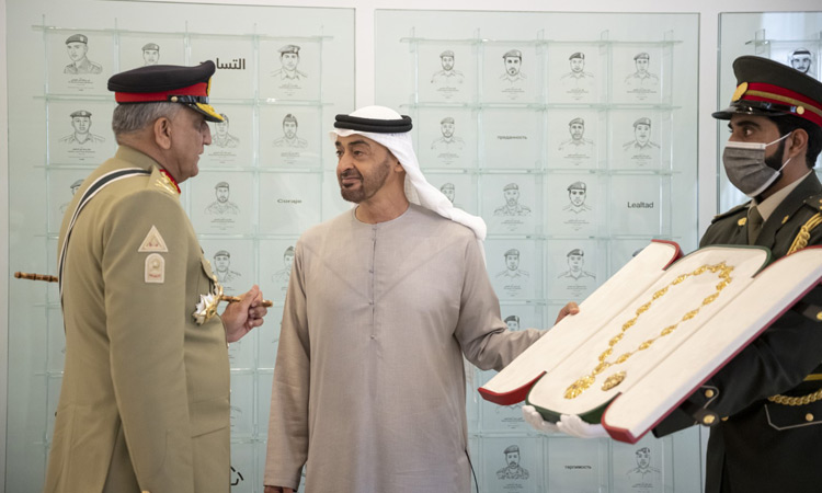 VIDEO: UAE President presents Order of the Union to Pakistan's Army Chief