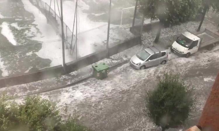 VIDEO: At least two die in violent storms pounding Italy, more  bad weather forecast