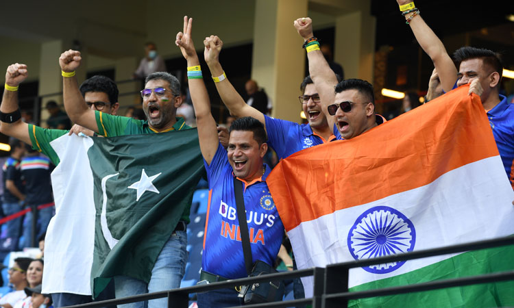 India-Pakistan match: Restaurants in Dubai, Sharjah offer fans giant viewing screens, delicious Indian and Pakistani food